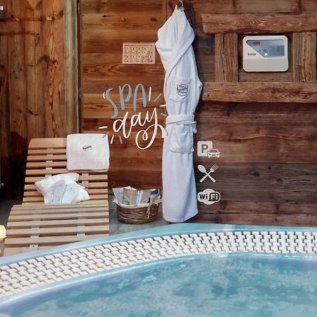 Francois Boutique Rooms - Matterhorn Retreat & Spa In Cervinia Breuil-Cervinia Exteriör bild