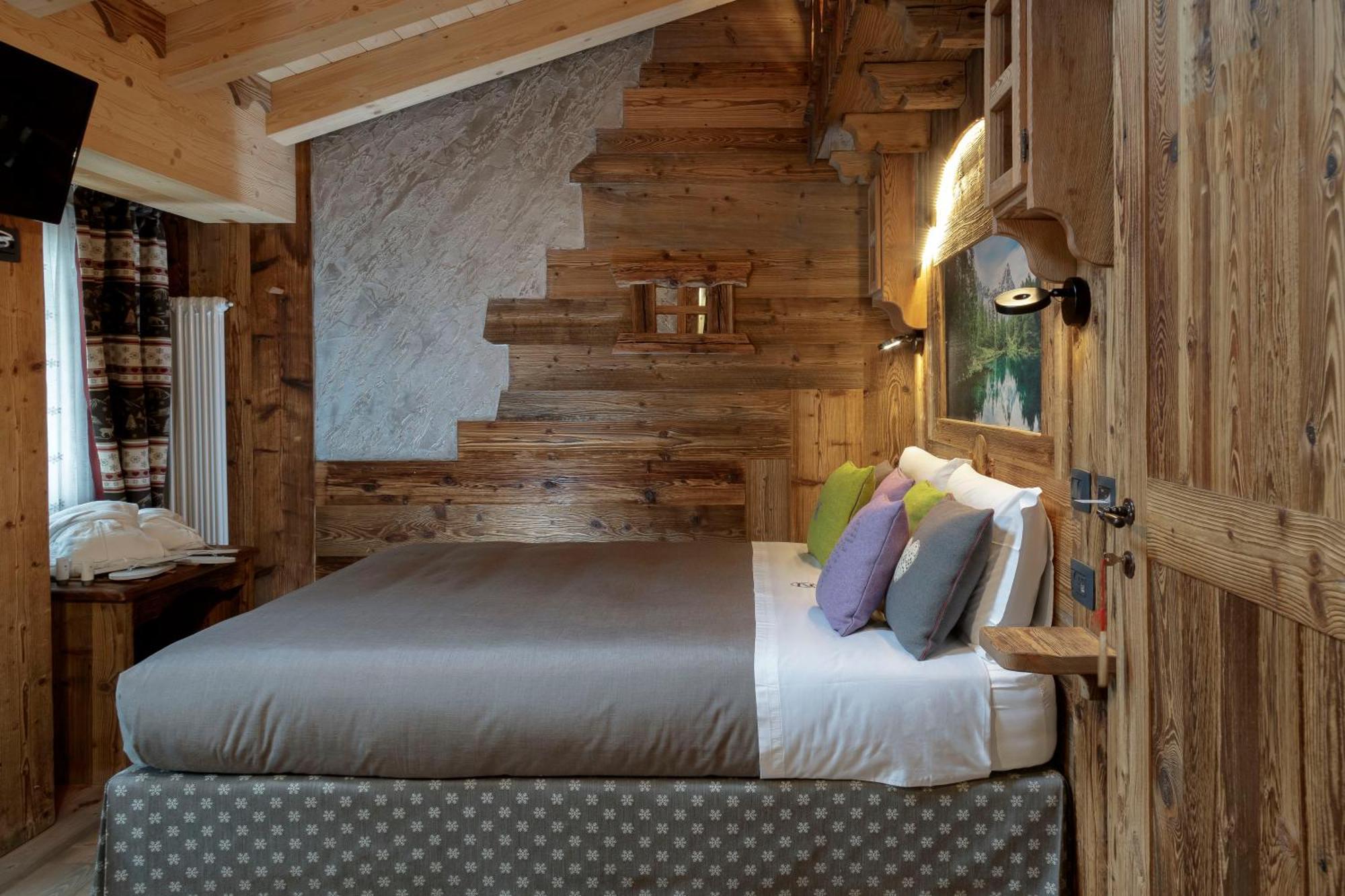 Francois Boutique Rooms - Matterhorn Retreat & Spa In Cervinia Breuil-Cervinia Exteriör bild