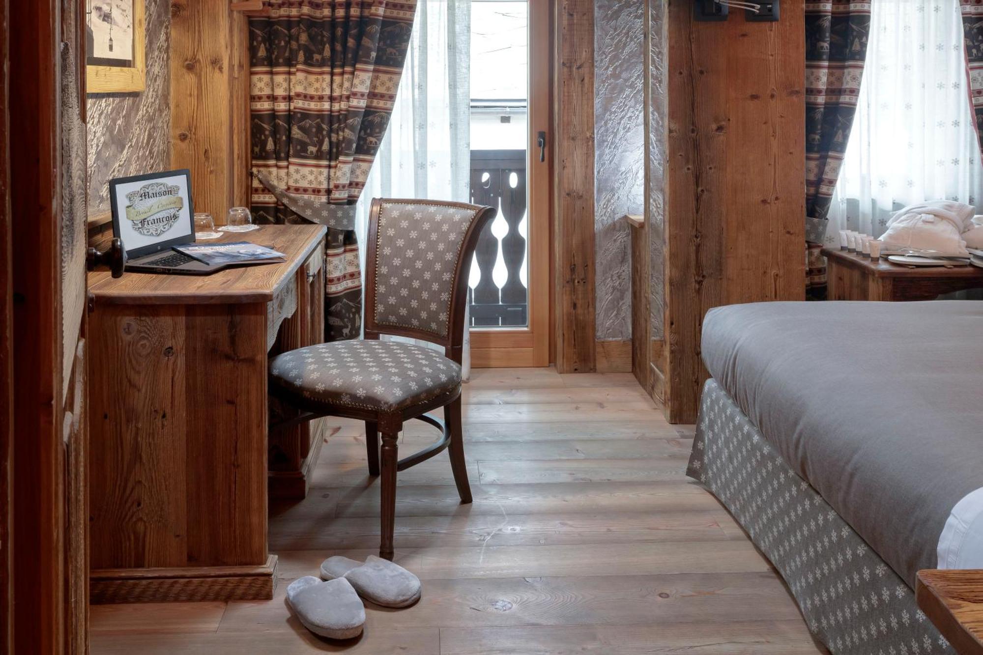 Francois Boutique Rooms - Matterhorn Retreat & Spa In Cervinia Breuil-Cervinia Exteriör bild