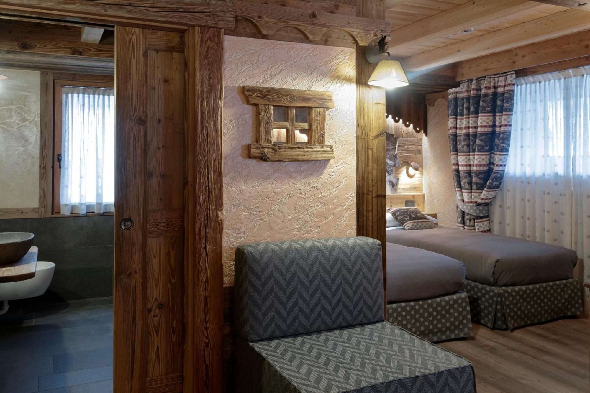 Francois Boutique Rooms - Matterhorn Retreat & Spa In Cervinia Breuil-Cervinia Exteriör bild