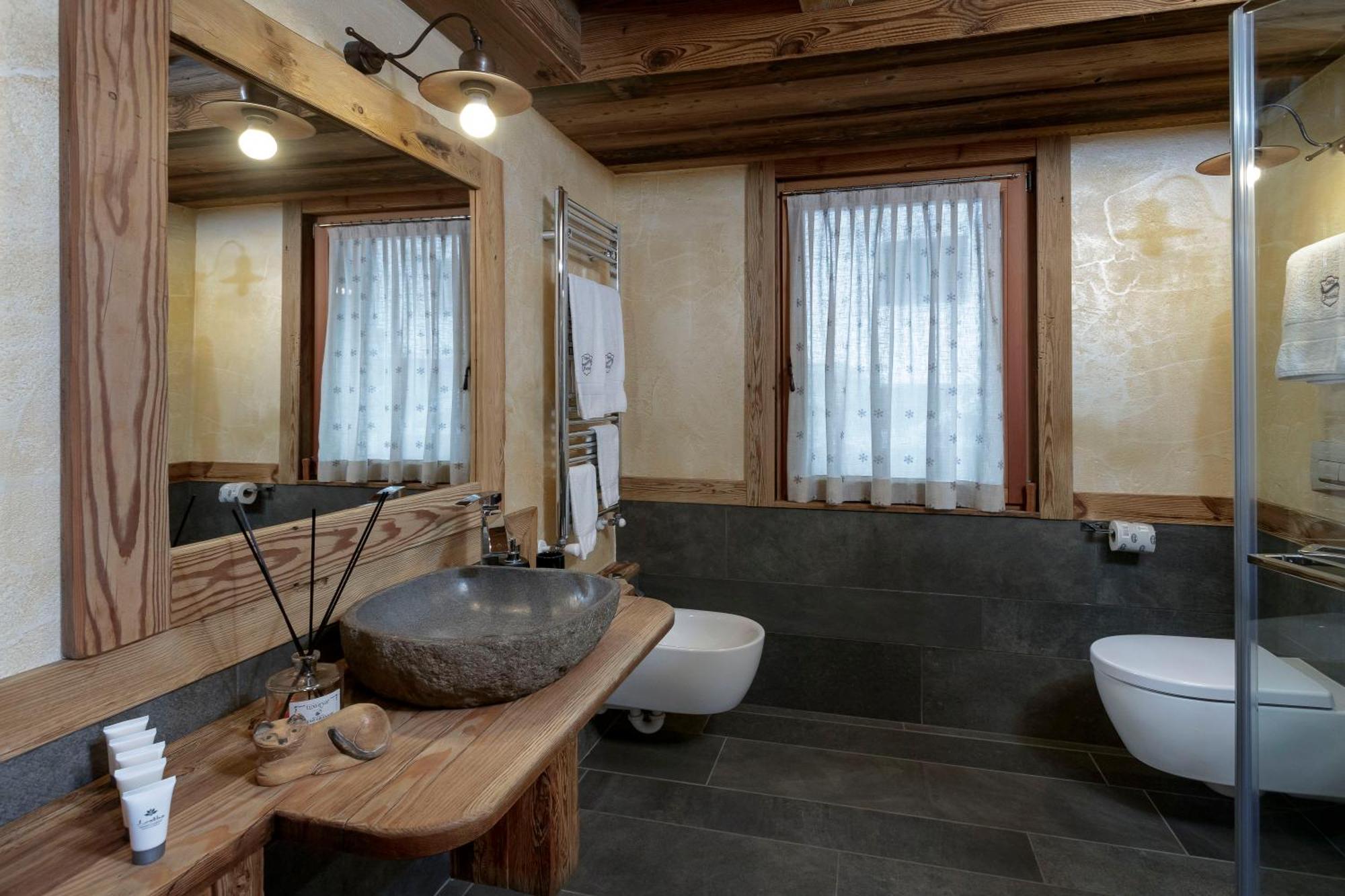 Francois Boutique Rooms - Matterhorn Retreat & Spa In Cervinia Breuil-Cervinia Exteriör bild